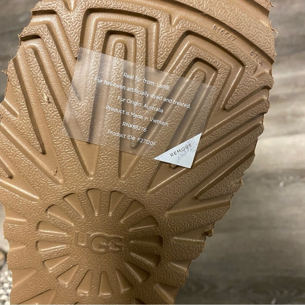 UGG | Nita Closed Back Slippers In Chestnut NEW Gift - Picture 6 of 11